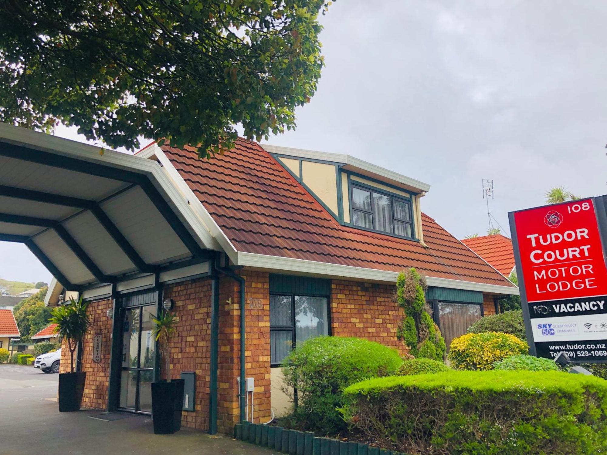 Tudor Court Motor Lodge Auckland Exterior photo