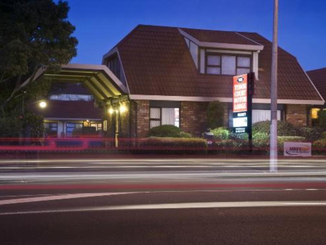 Tudor Court Motor Lodge Auckland Exterior photo